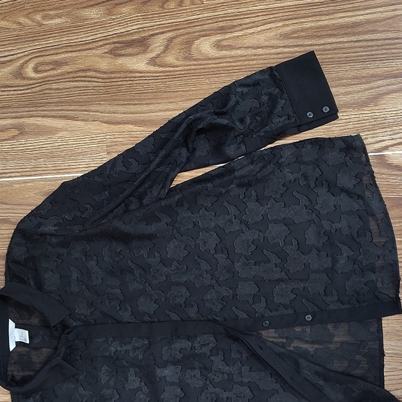 H&M Ladies Lace Button Down Shirt, Ladies Size 14, Black Lace Top - Picture 4 of 8